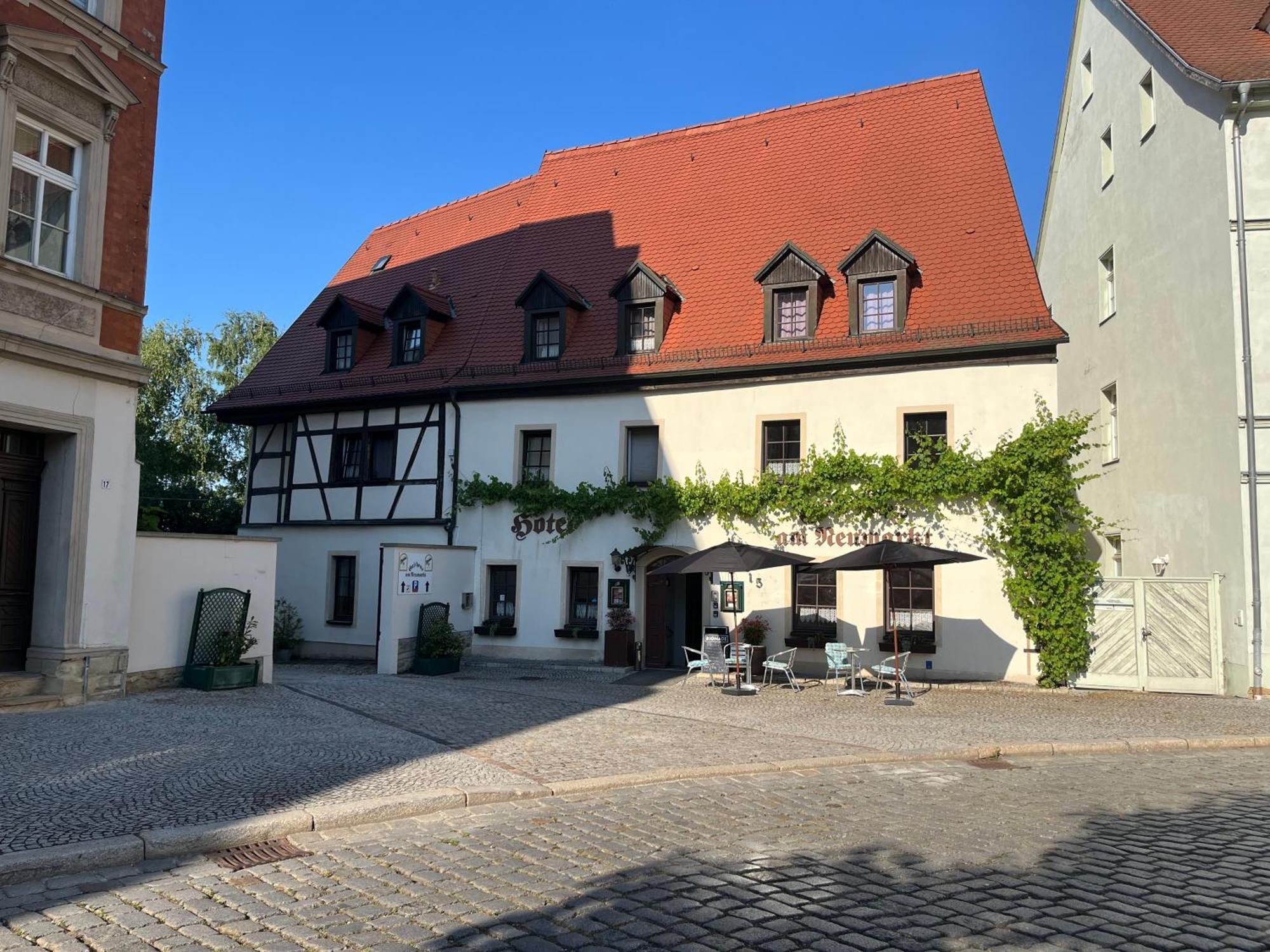 Hotel Am Neumarkt Zeitz Exterior photo